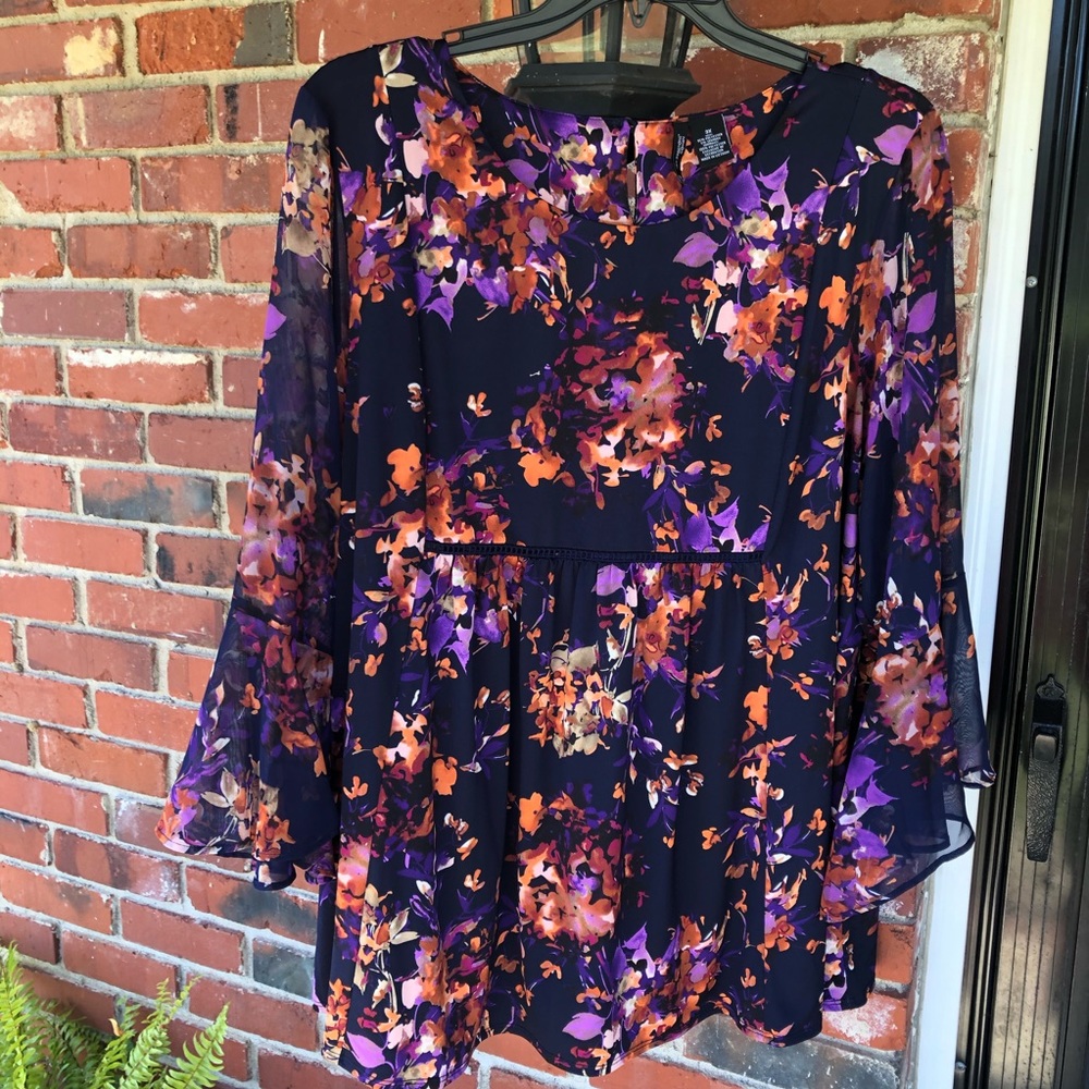 Women’s curvy size blouse